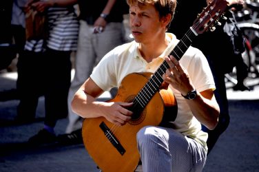 Learn italian with songs and other videos